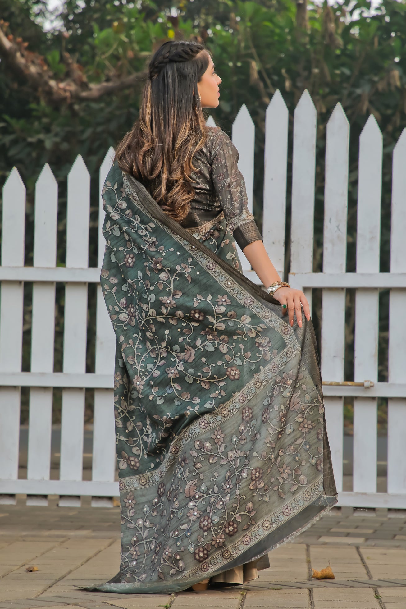 Green Kalamkari Mirror Work Tussar Saree