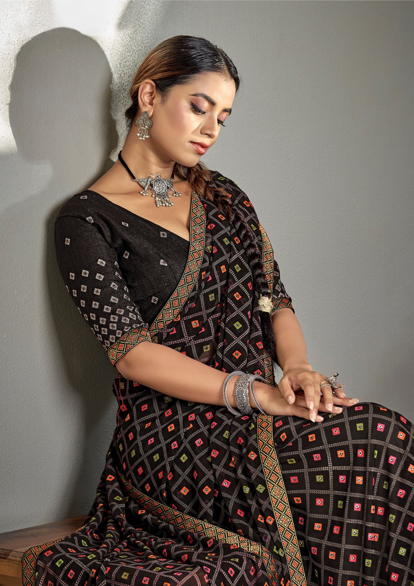 Ink Black Bandhani Jari Foil Printed Saree