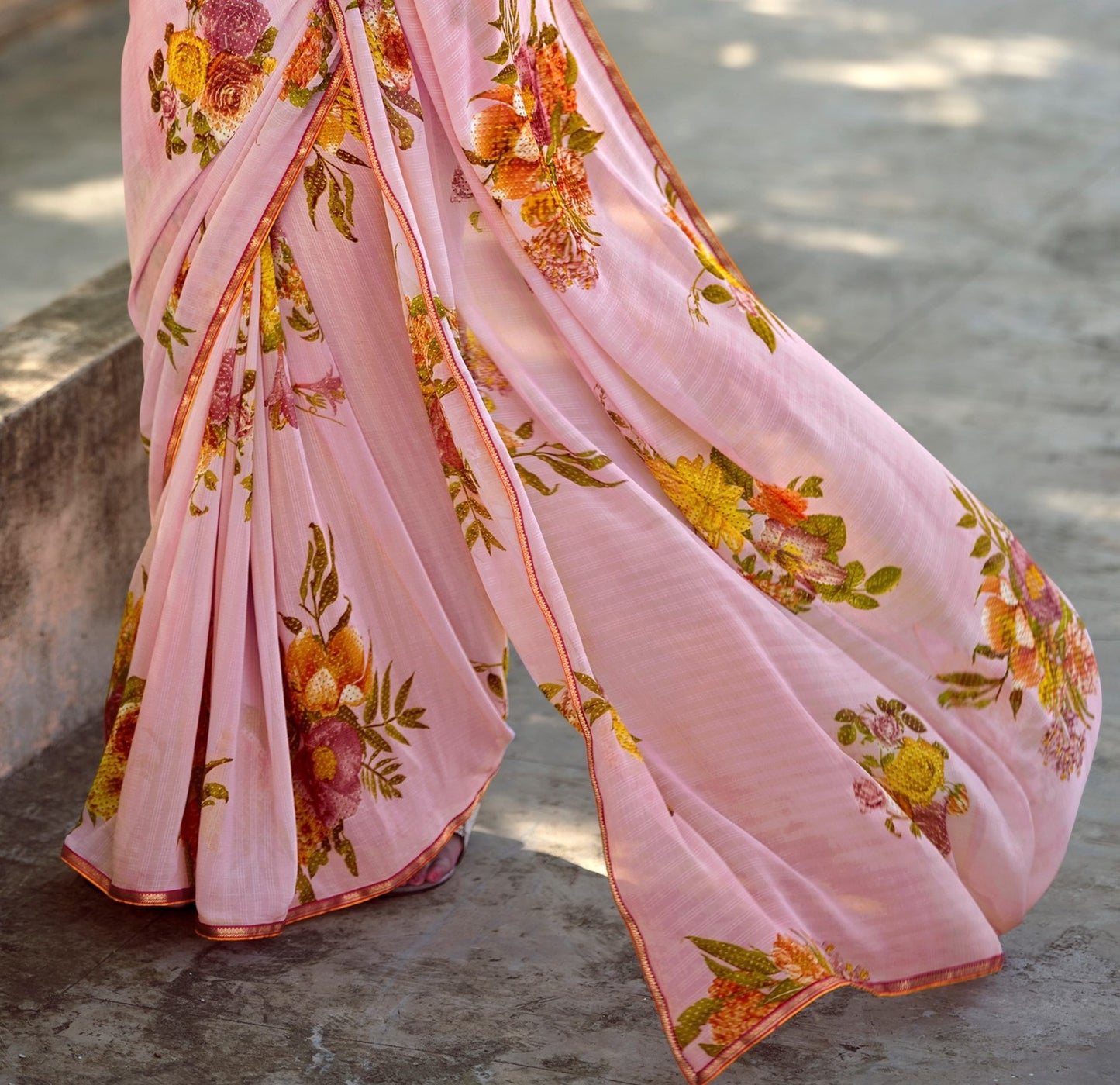 Beautiful Naina Pink Georgette Self Design & Foil Printed Saree